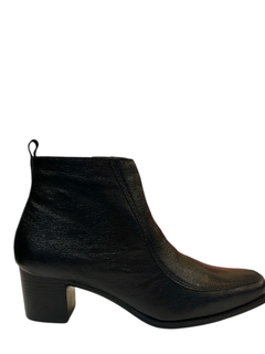 BOTA LORENA PIRES COURO SALTO MÉDIO PRETA - comprar online
