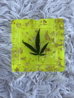Yellow Charm - comprar online