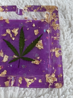 Purple charm na internet