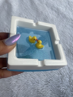 Imagem do Piscina de patinhos borda branca