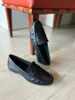 Loafer Santa Lolla na internet