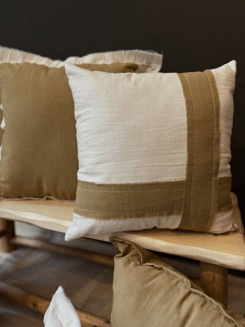 ALMOHADON CRUDO CRUZ VISON - comprar online