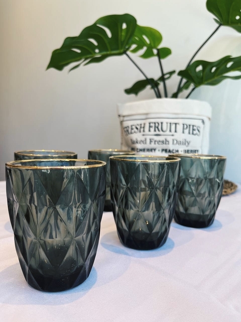 VASOS BAJOS DE VIDRIO GRIS BORDE DORADO ROMBOS X6