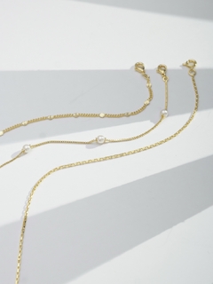 PULSEIRA FININHA COM BOLINHAS PREGADA BANHADA A OURO 18k - comprar online