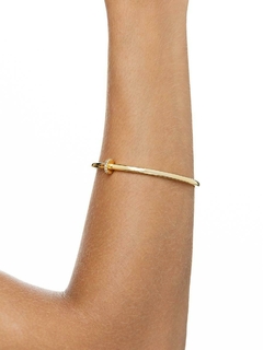 BRACELETE LISO E CRAVEJADO na internet