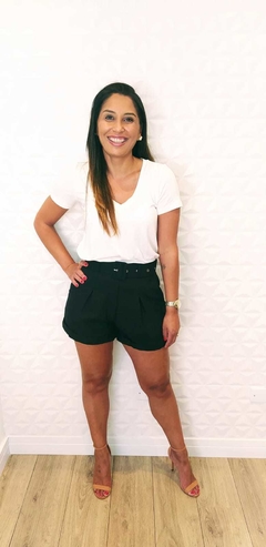 Shorts Aline na internet