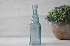 Botella de vidrio turquesa