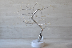 Arbol de la vida con luces LED en internet