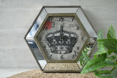 Reloj hexagonal espejado