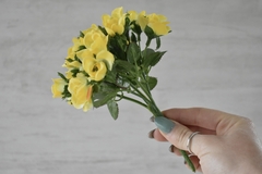 Ramo de flores amarillas