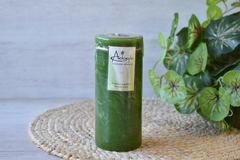 Vela verde cilindrica