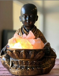 Buda yeso con cuenco lampara de sal 20 cm (3 colores)