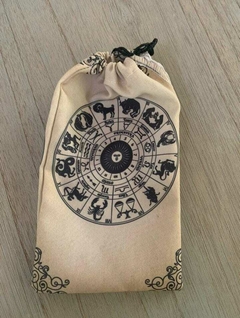 Bolsitas guarda piedras, cartas tarot, objetos personales