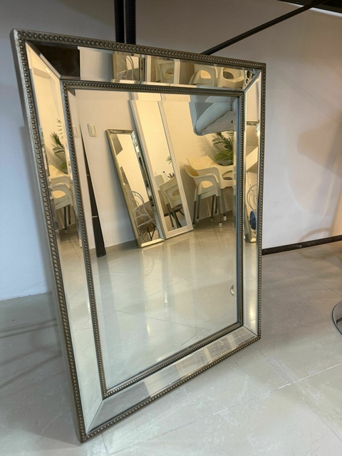 Espejo de colgar espejado y biselado