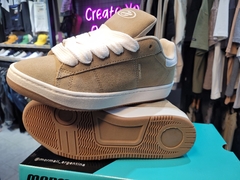 ZAPATILLA KRAKEN OFF WHITE MORMAII - Gotland Clothing