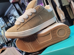 ZAPATILLA KRAKEN OFF WHITE MORMAII