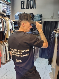 Remera Unknown - Gotland Clothing