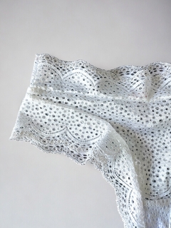 Calcinha de Renda Florescer Branco - comprar online