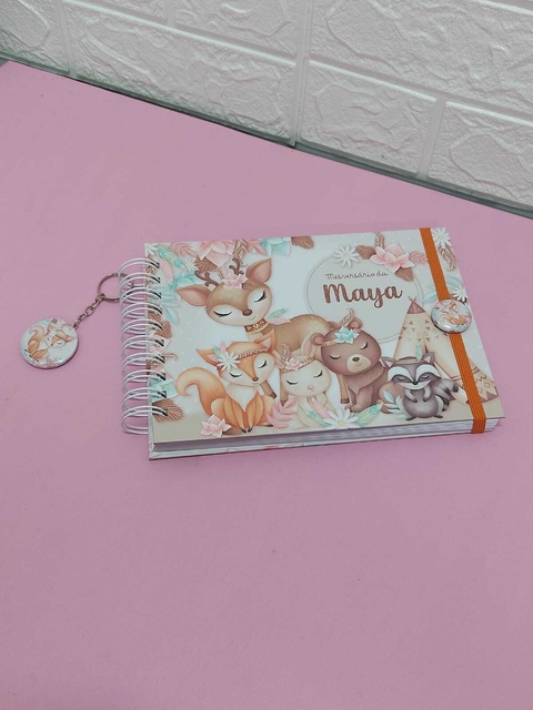 LIVRO DE MESVERSÁRIO A5 MENINA