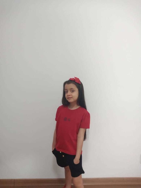 T-shirt vermelha infantil feminino