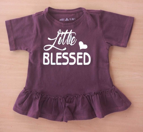 T-shirt feminina infantil Little Blessed com babado e aplicação de pérolas