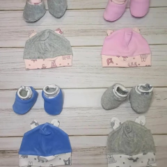 Wootis set plush: gorrito con orejas y escarpines - tienda online