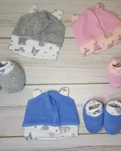 Wootis set plush: gorrito con orejas y escarpines en internet