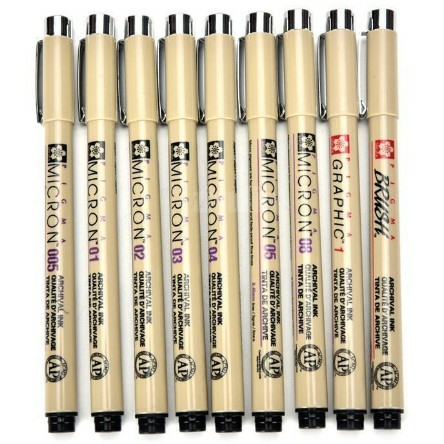 Kit com 8 Canetas Sakura Ponta Fina (005, 01, 02, 03, 05, 08,1.0, Brush Pen)