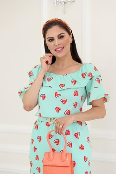 Vestido Fagian Leticia em Crepe Elástico na Cintura Babados nas Mangas