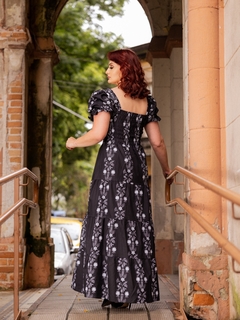 Vestido Longo Preto em Tricoline Estampado - Flora - comprar online