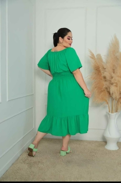 Vestido Mídi Ciganinha Plus Size Manga Flare Verde Bandeira - Gabriela na internet
