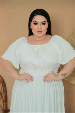Vestido Plus Size Longo Branco Manga Flare - Rafaela - comprar online