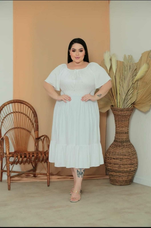 Vestido Mídi Ciganinha Plus Size Manga Flare Branco - Gabriela