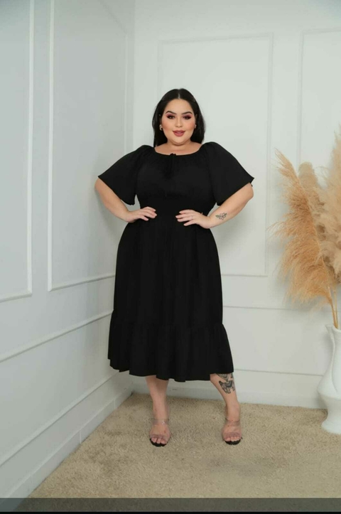 Vestido Mídi Ciganinha Plus Size Manga Flare Preto - Gabriela