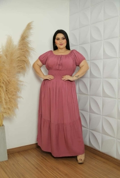 Vestido Longo Ciganinha Plus Size Rosê Manga Curta - Suzana na internet