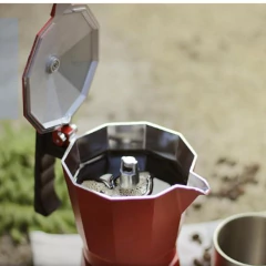 CAFETERA MAGEFESA MODELO COLOMBIA COLOR ROJO PARA 6 TAZAS. - comprar en línea