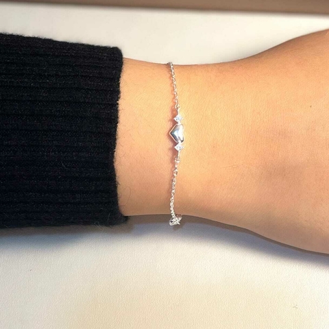 Pulseira de prata coração com chuveirinhos em micro zircônias - comprar online