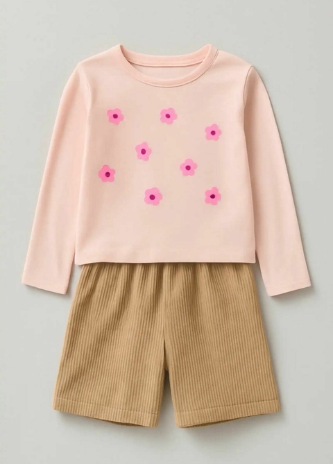 Conjunto Infantil de Blusa e Short em Malha Veludo Kukie