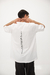 Remera "EVERYONE" blanca en internet