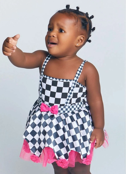 Pimpão Infantil Bebê Menina Carnaval Bonequinha Colombina – Preto e Branco