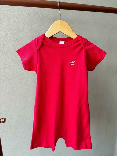 Macaquinho Essentials para Bebê Menino em Suedine (Vermelho) Up Baby