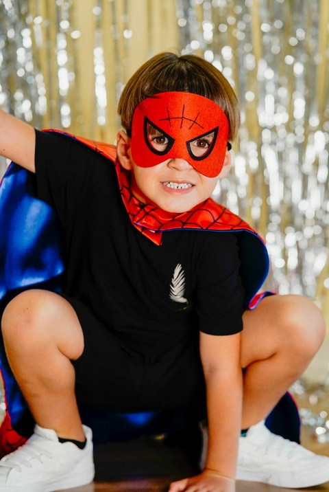 CAPA + MASCARA SUPER HEROIS (TAMANHO UNICO)