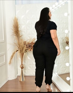 CALÇA JOGGER LINHÃO MIRA -  Roupas Plus Size Femininas  Imperdível | EMPODERATTA