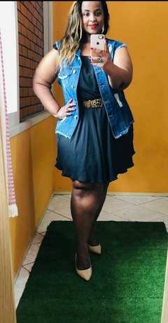 VESTIDO EM CHIFON PRETO -  Roupas Plus Size Femininas  Imperdível | EMPODERATTA