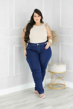 Imagem do CAMISETA BETTY