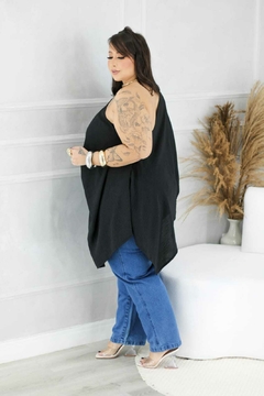 CALÇA JEANS MOM - BETH -  Roupas Plus Size Femininas  Imperdível | EMPODERATTA