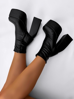 Winx Bratz - Over Clothes