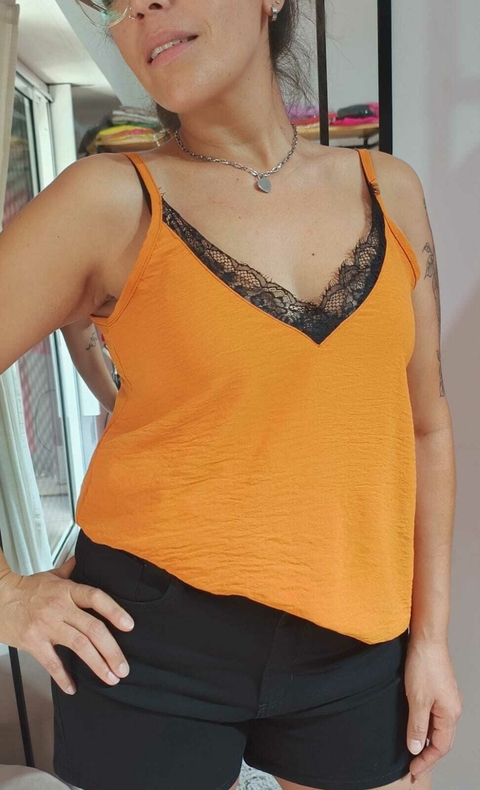 MUSCULOSA MALVA CARAMELO
