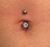 Piercing tradicional com zircônia na internet