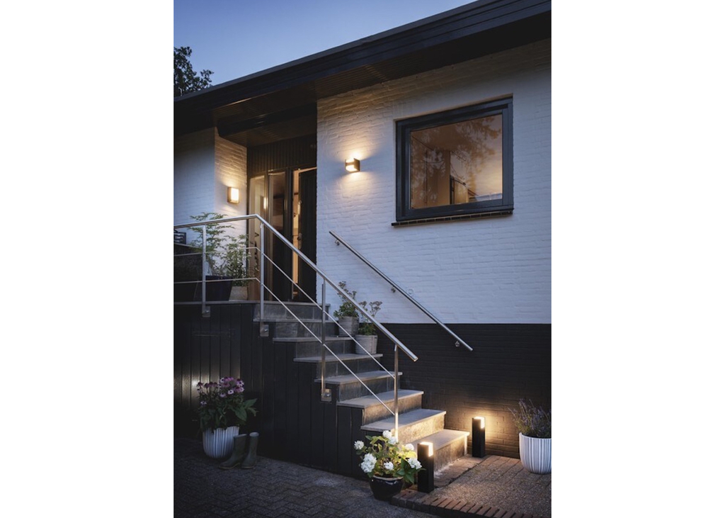 Philips Hue Turaco White LED Smart Outdoor Pedestal Light | Compatível com a Alexa, Apple Homekit & Google Assistant | Requer Hue Bridge - comprar online